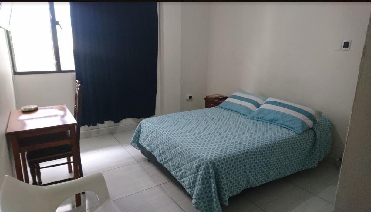 Hotel Imperial Pamplona Bagian luar foto