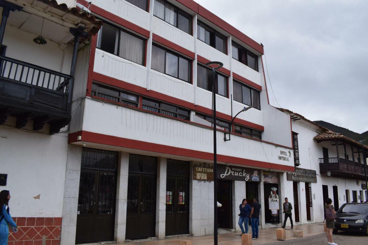 Hotel Imperial Pamplona Bagian luar foto